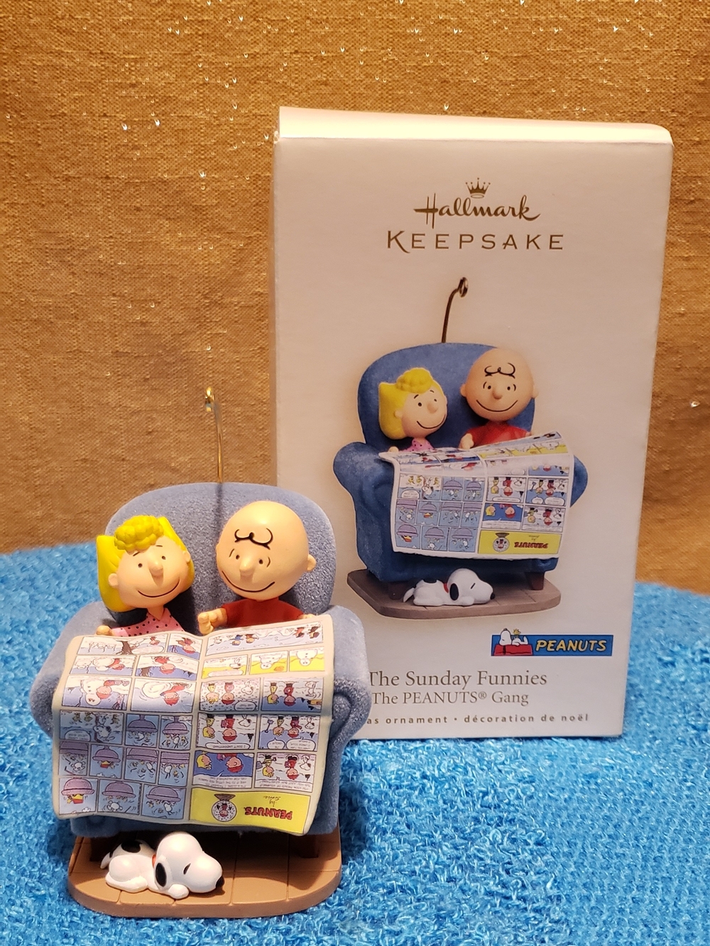 Peanuts 'The Sunday Funnies' Charlie Brown & Sally Ornament - Blue